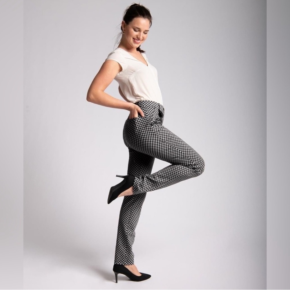 Betabrand NWT Chino Straight Leg Dress Pant/Yoga Pant Catstooth Cat Print‎ - Picture 4 of 7